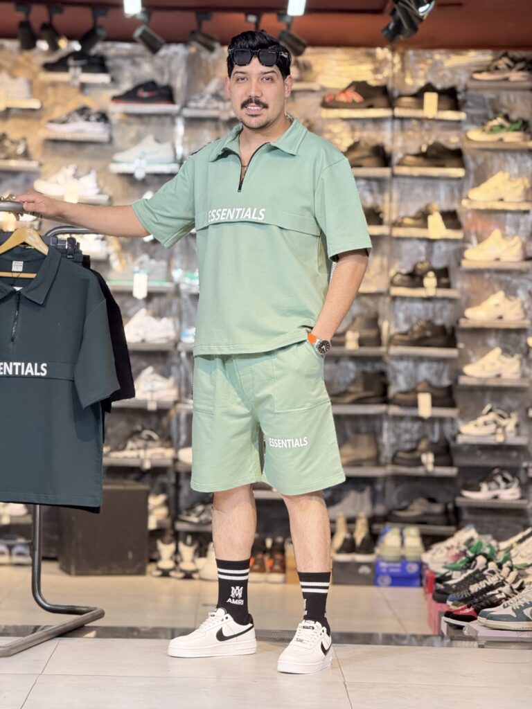 ست نیم زیپ شلوارک ESSENTIALS