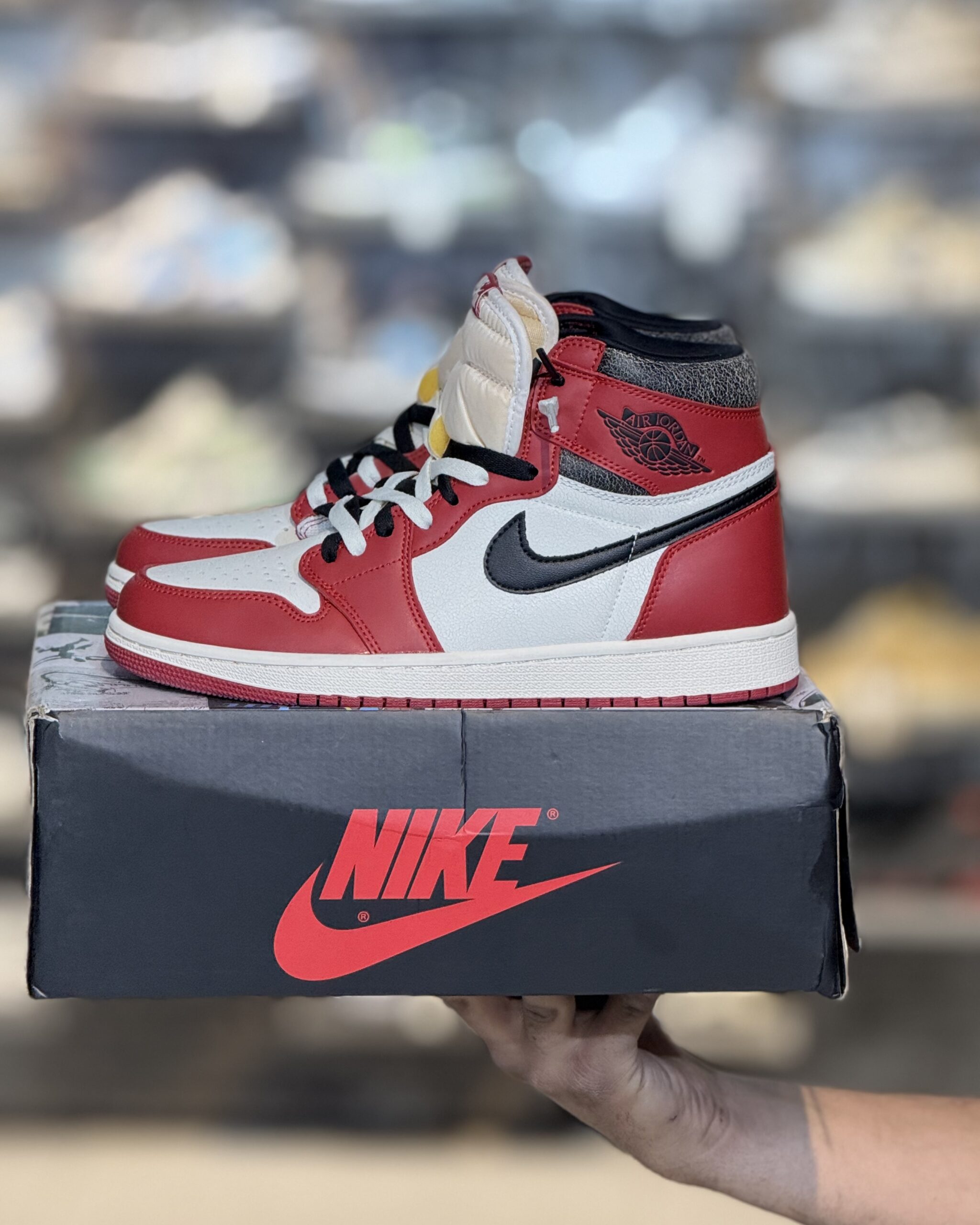 کتونی مستر وارداتی AJ1 CHICAGO RED