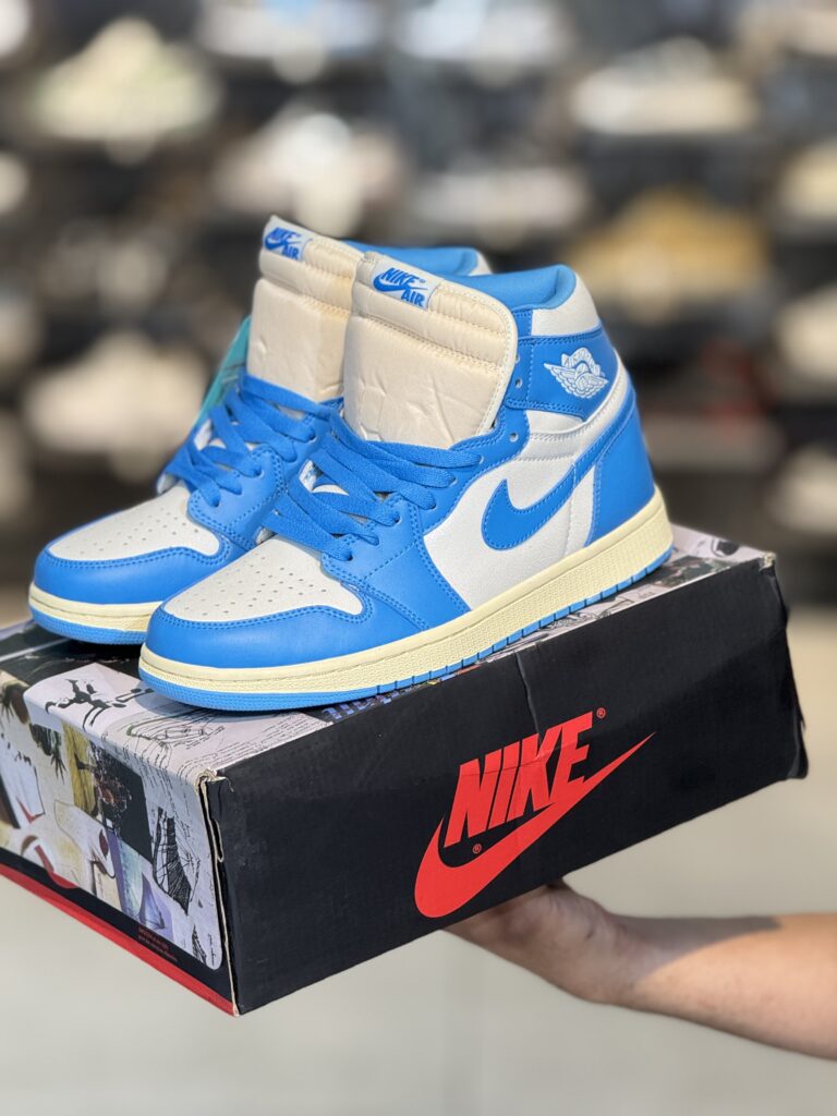 کتونی مستر وارداتی AJ1 CHICAGO ICE BLUE