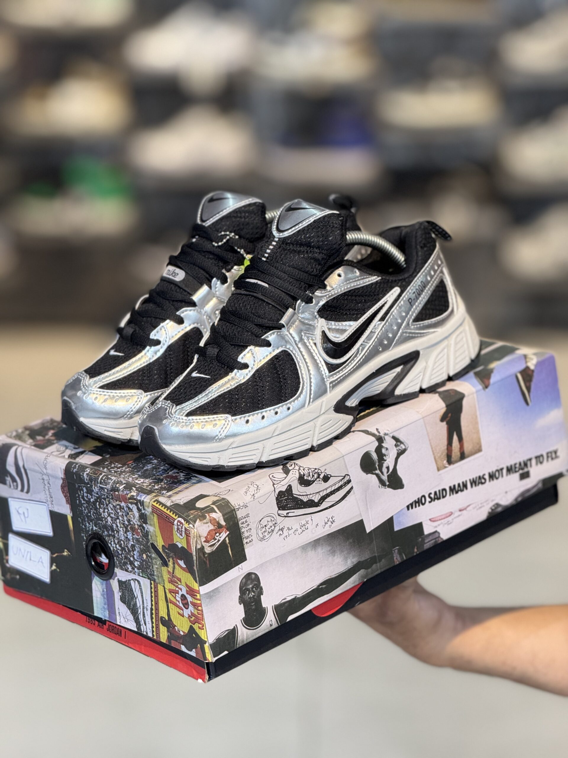 کتونی مستر وارداتی NIKE P-7000