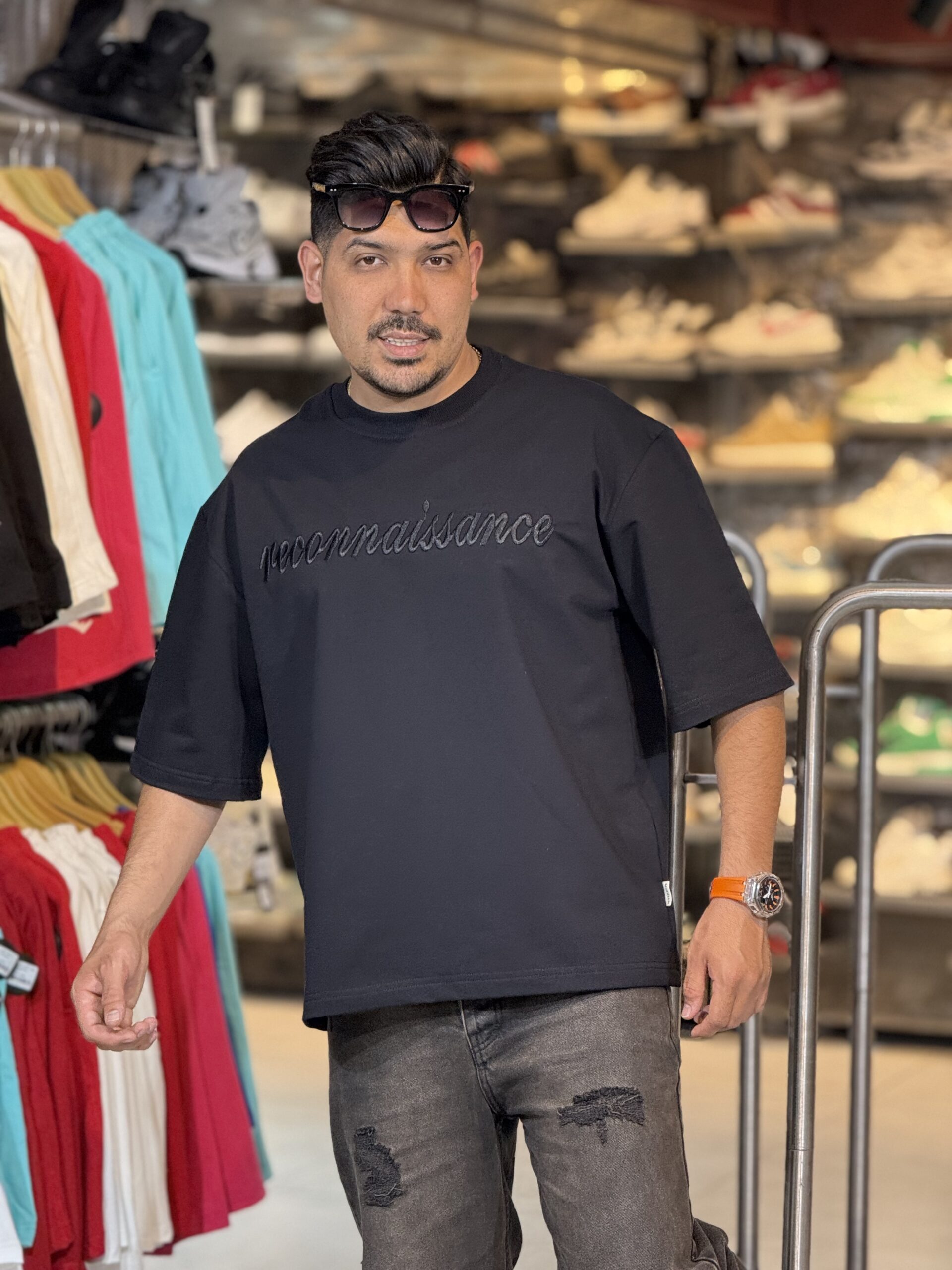 تیشرت شنل و گلدوزی