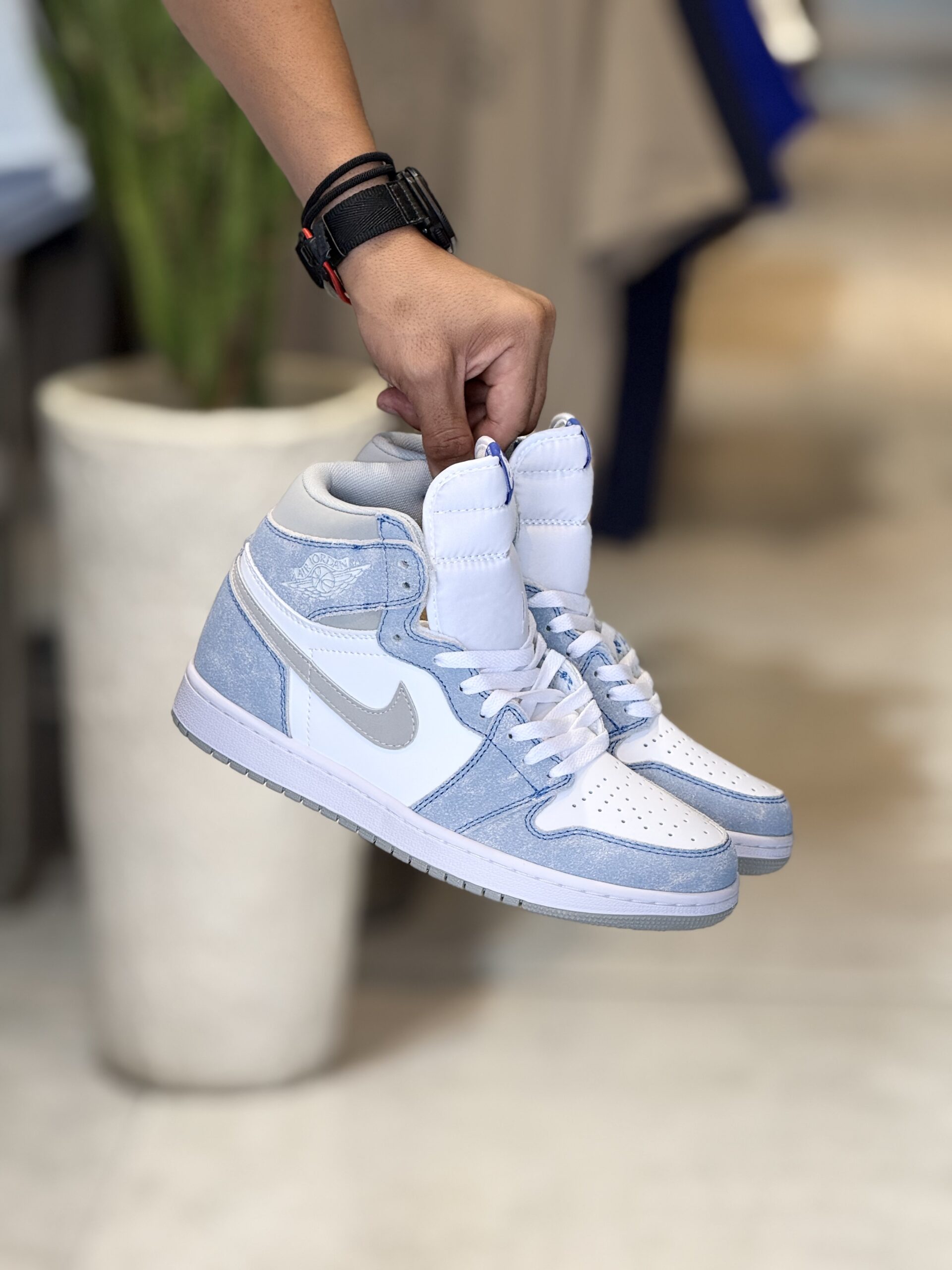 کتونی مستر وارداتی NIKE AJ1 - ROYAL