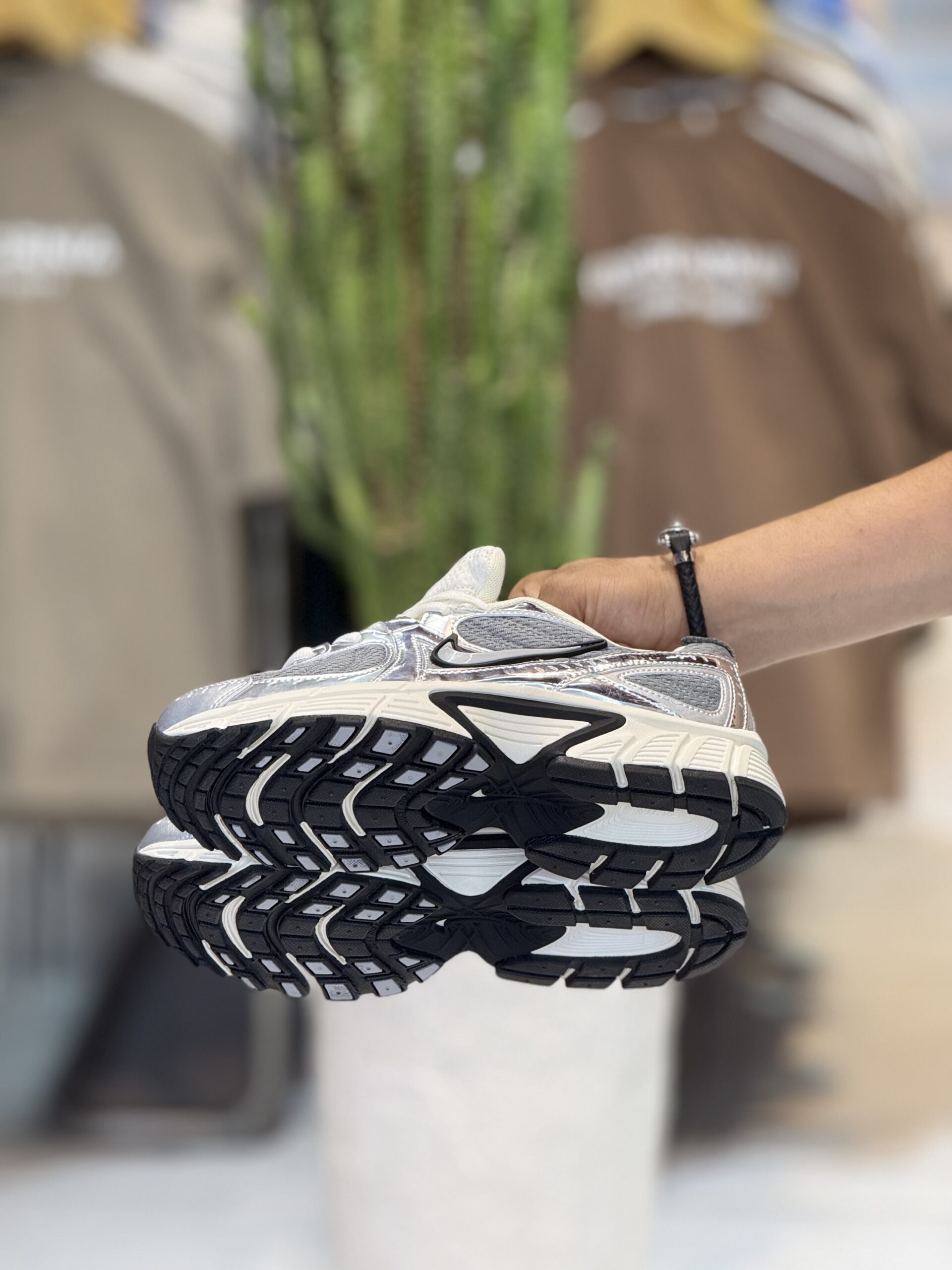 کتونی مستر وارداتی NIKE P-7000