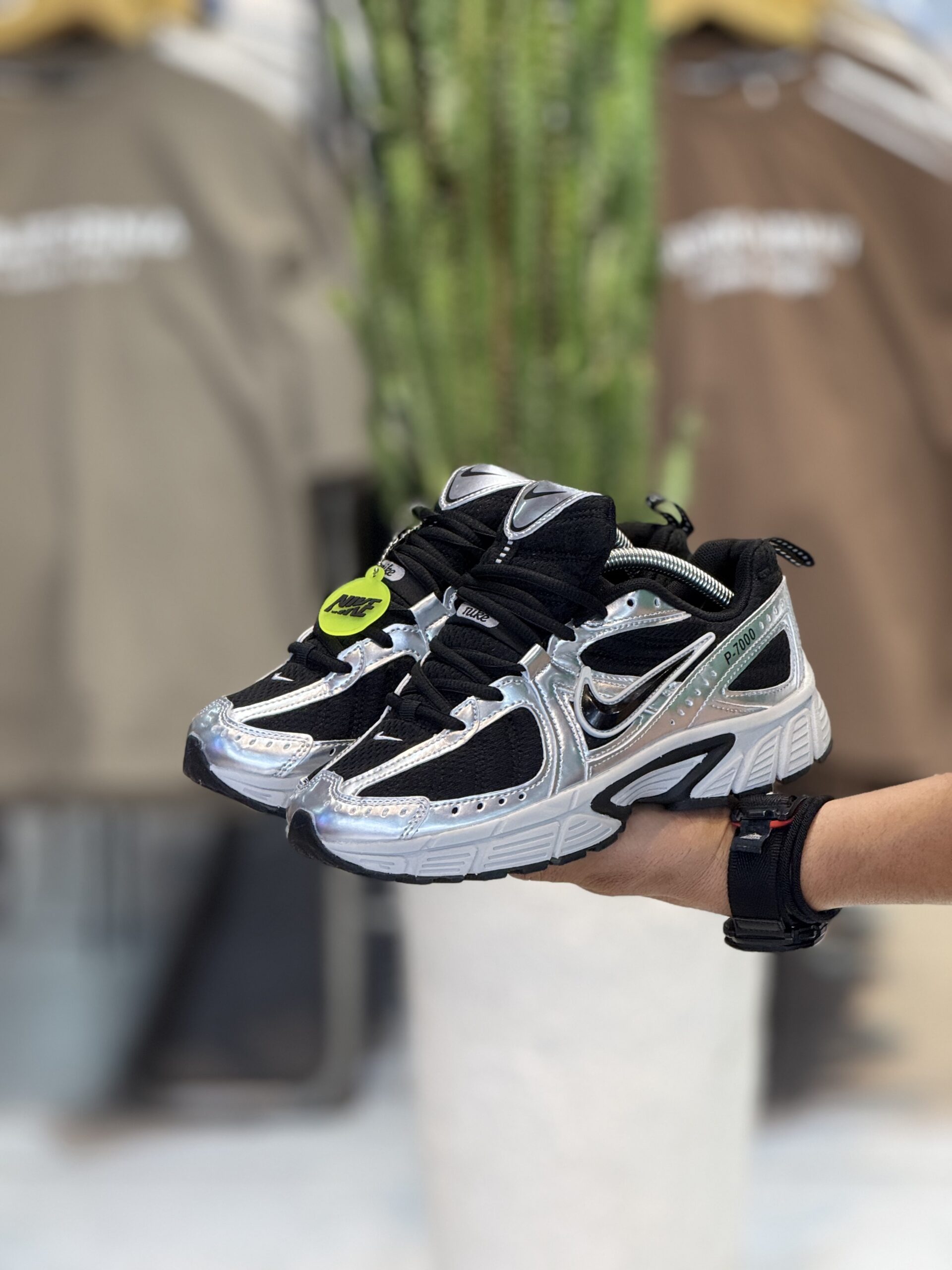 کتونی مستر وارداتی NIKE P-7000