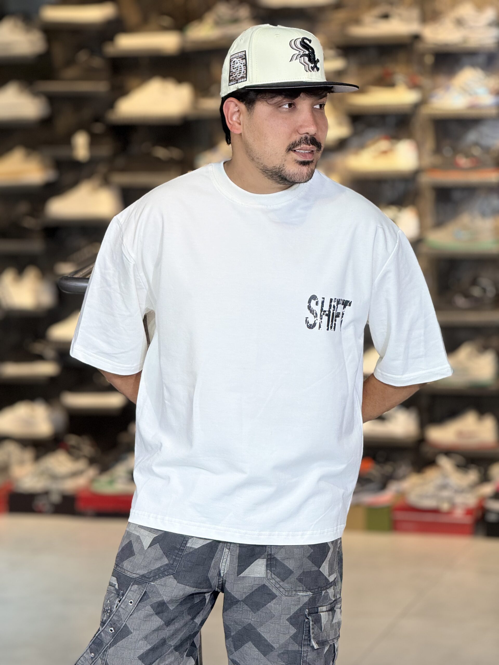 تیشرت SHIFT