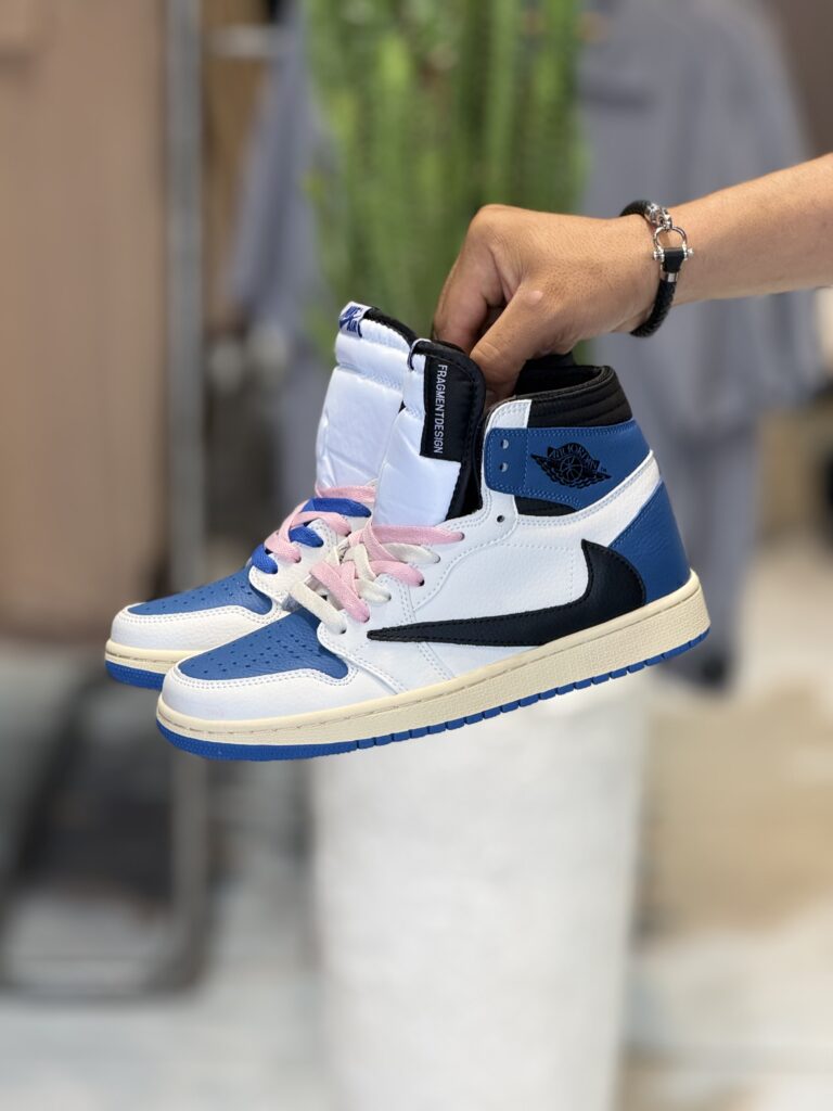 کتونی مستر وارداتی Aj1 Travis Fragment