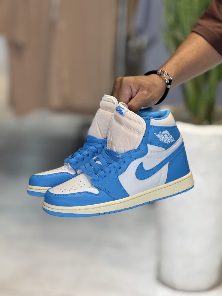 کتونی مستر وارداتی AJ1 CHICAGO ICE BLUE