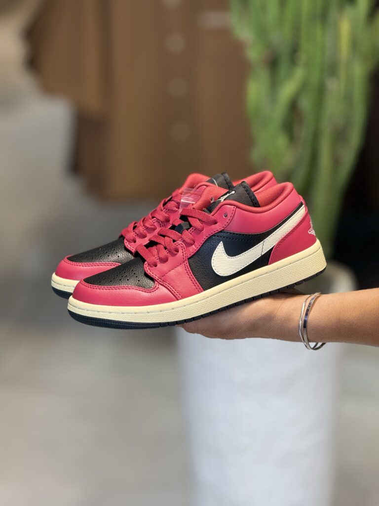 کتونی مستر وارداتی ساق کوتاه AJ1 LOW RED