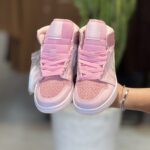 کتونی مستر وارداتی AJ1 DIGITAL PINK