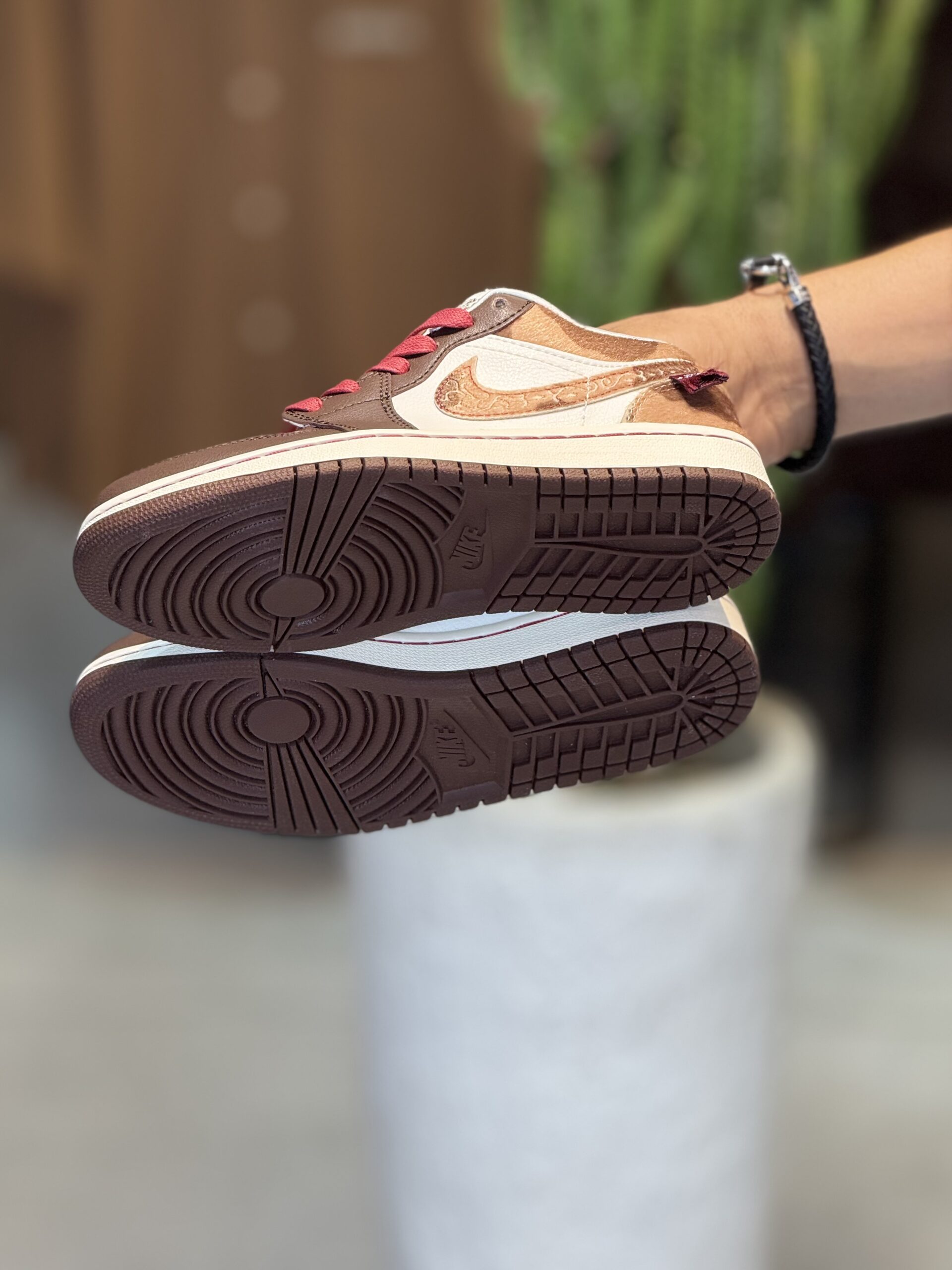 کتونی مستر وارداتی ساق کوتاه AJ1 LOW SE