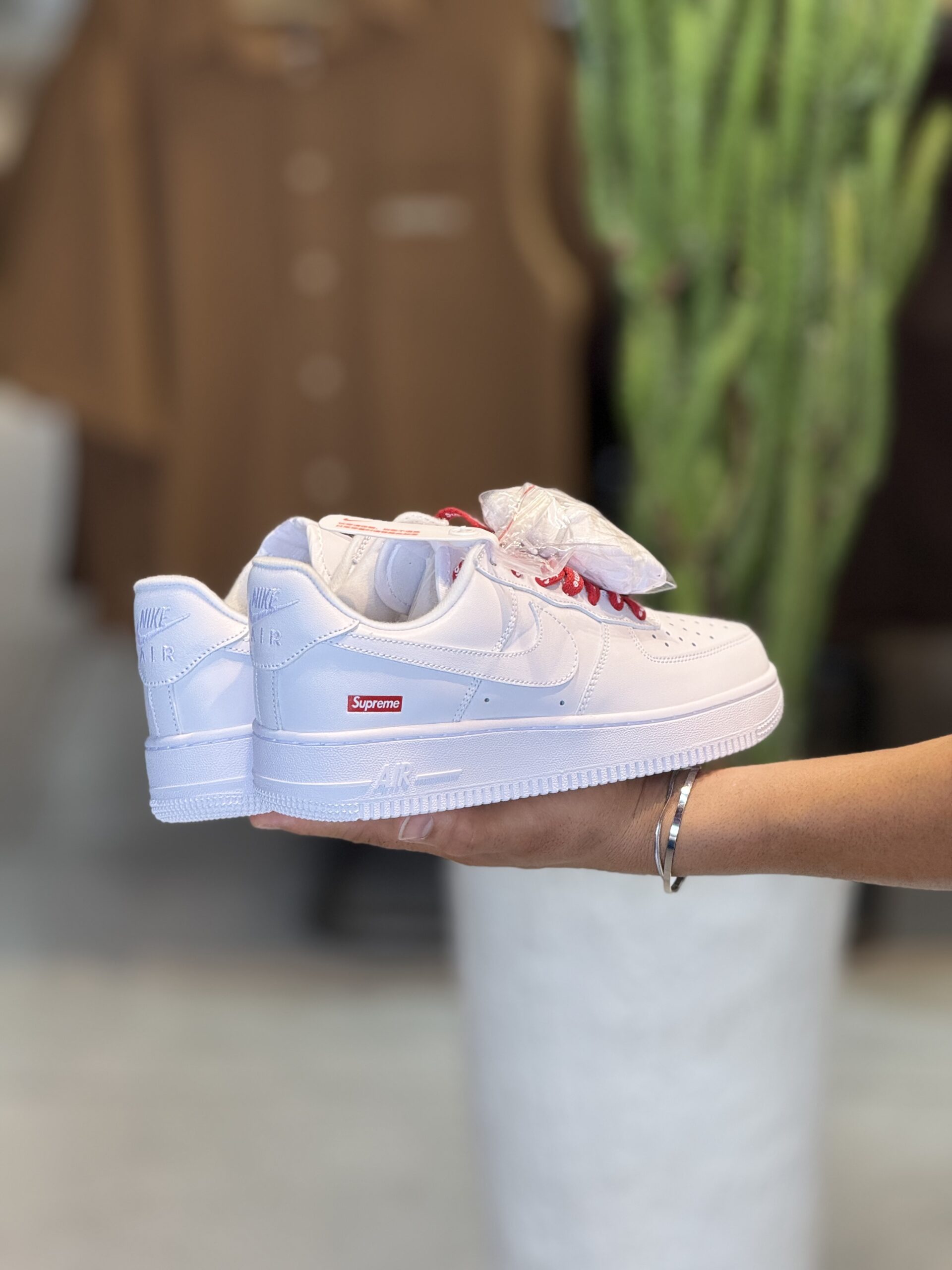 کتونی مستر وارداتی Nike air force Supreme