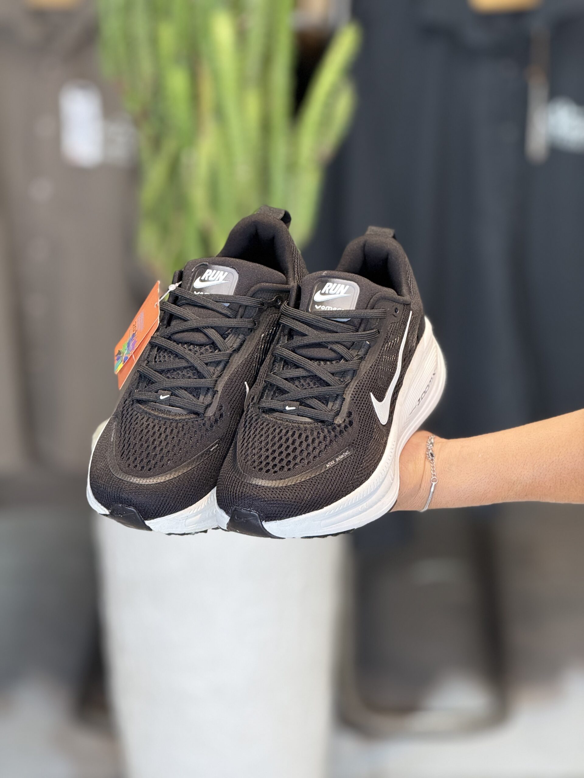 کتونی (Nike Zoomx (Vomero