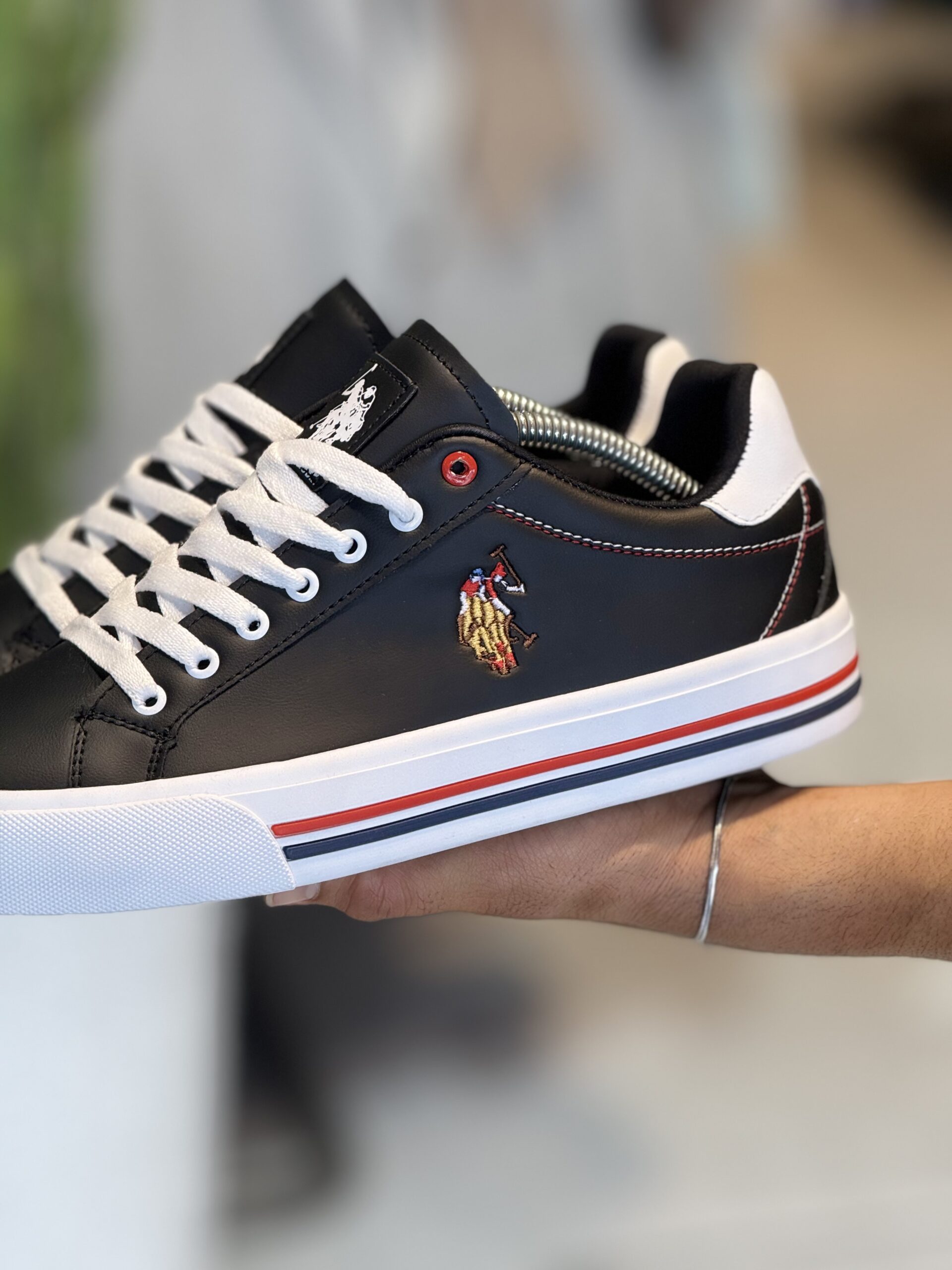 ونس POLO