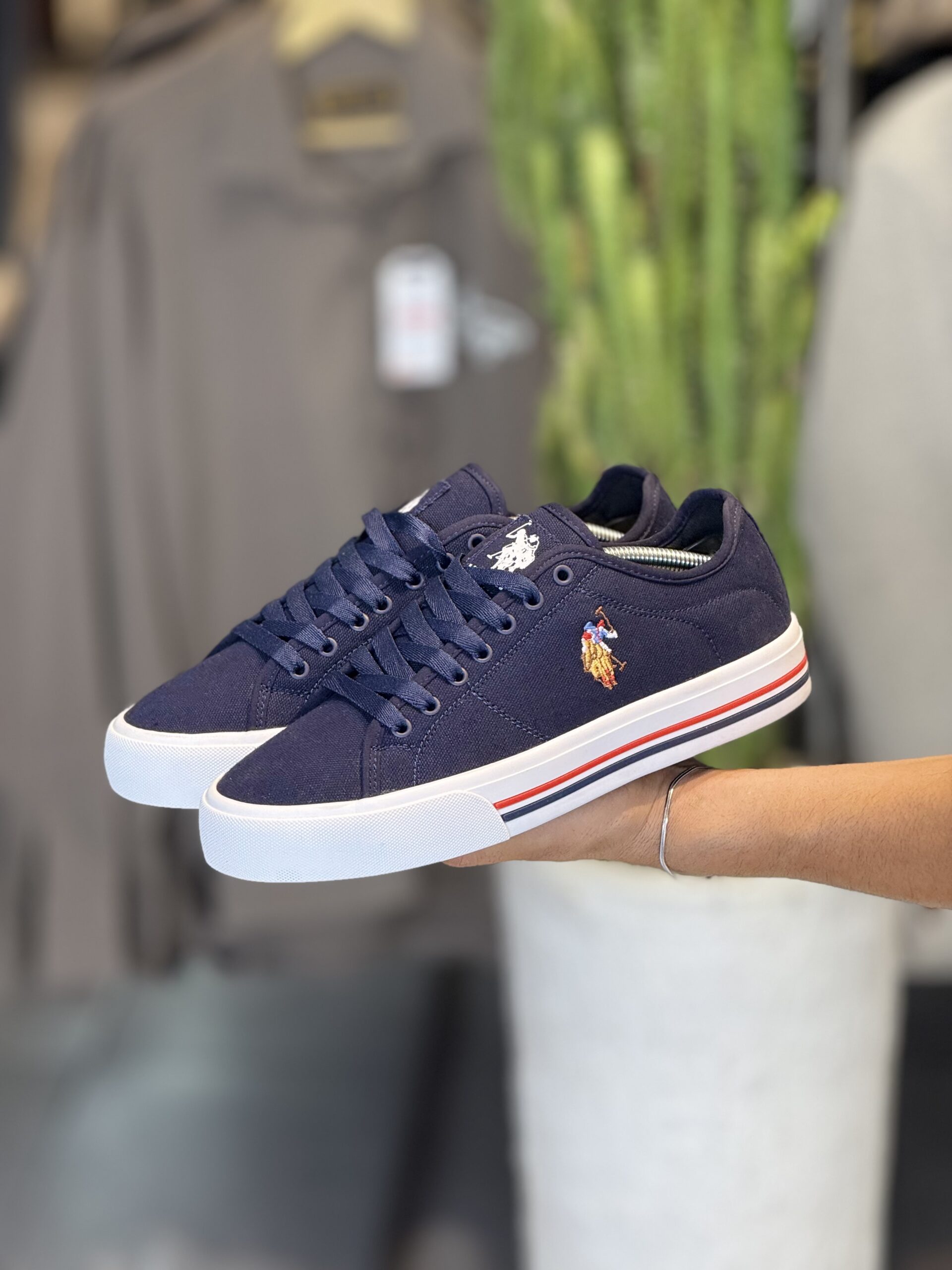 ونس POLO