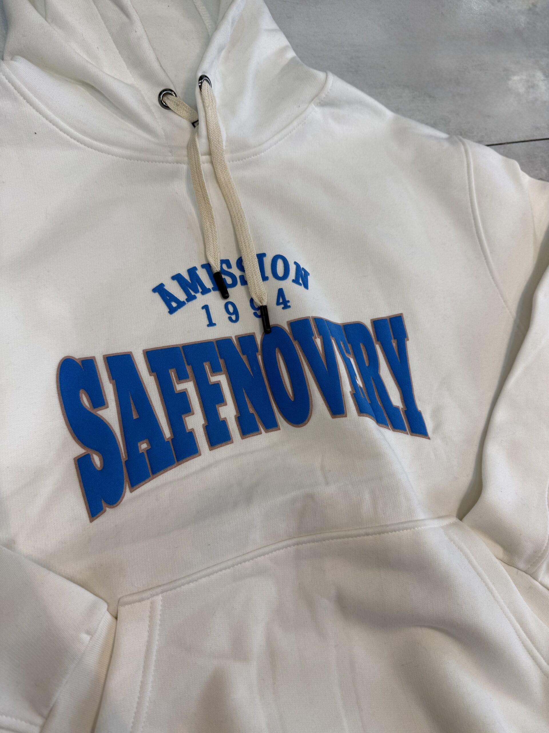 هودی SAFFNOVERY