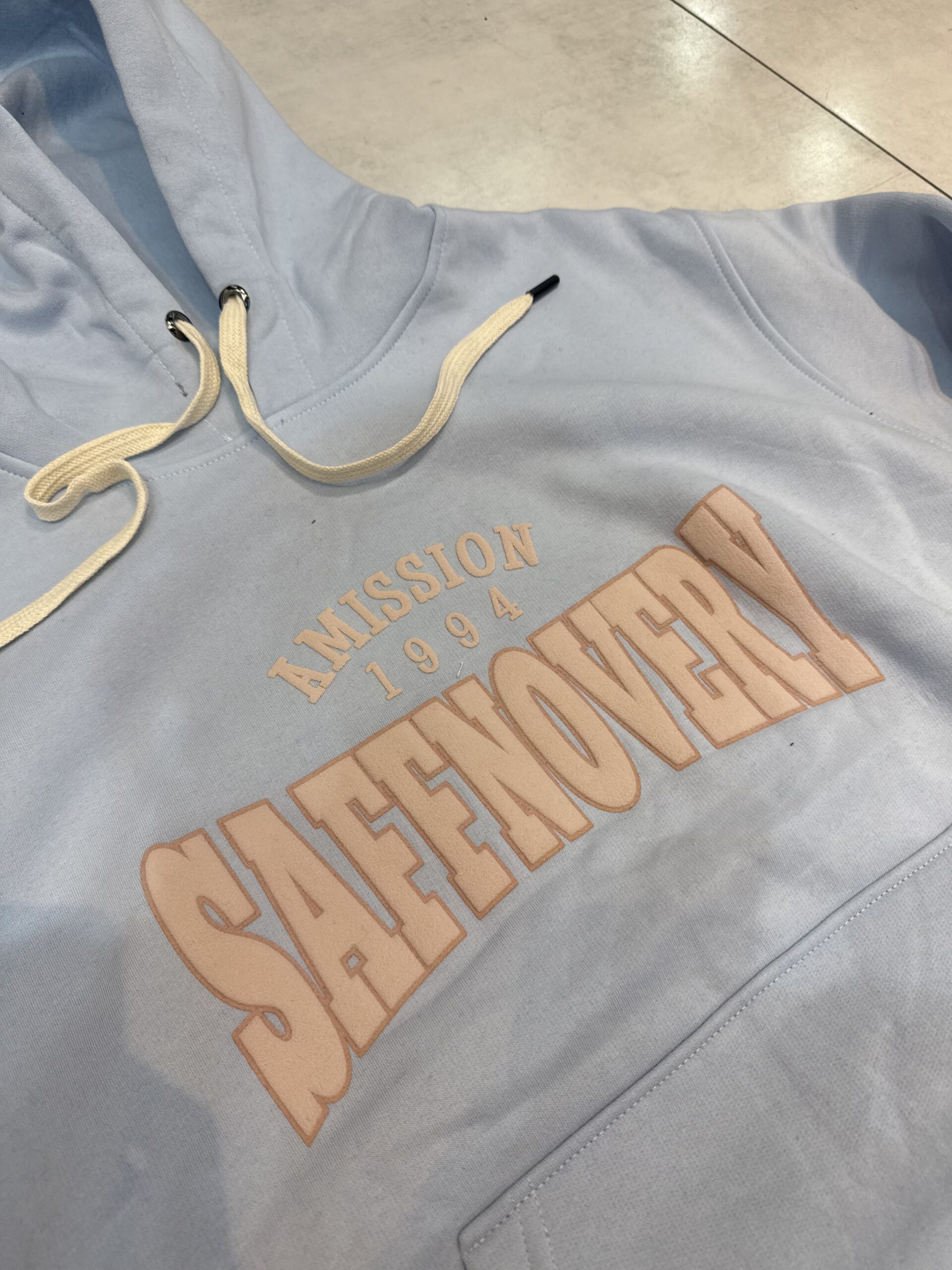 هودی SAFFNOVERY